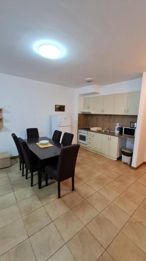 Apartment Irish Complex *