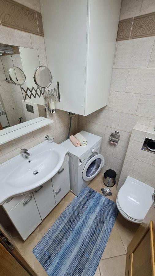 Irish Complex Apartment *