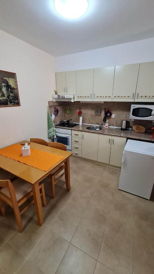 Irish Complex Apartment Budva