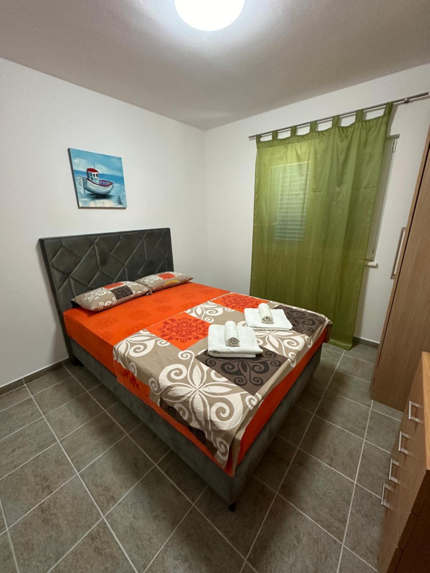 Irish Complex Apartment *