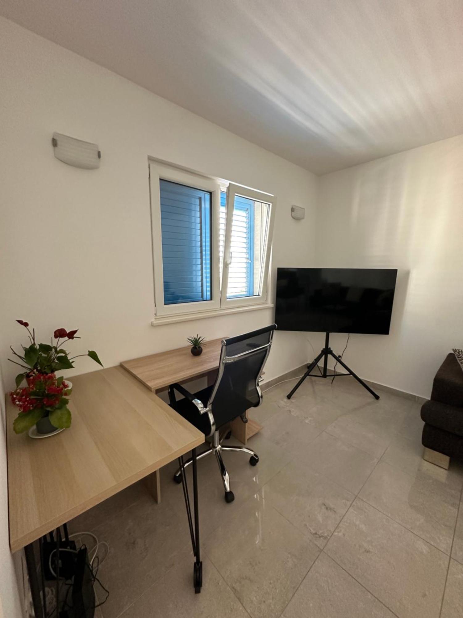 Irish Complex Apartment *